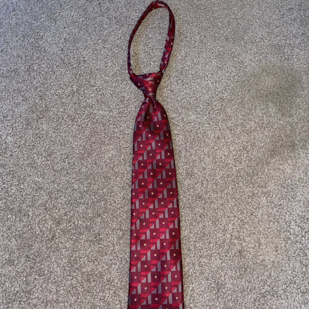 Zip Up Tie